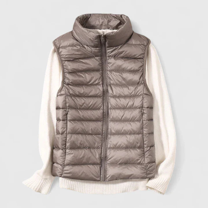 Janyressa - Comfortable Vest