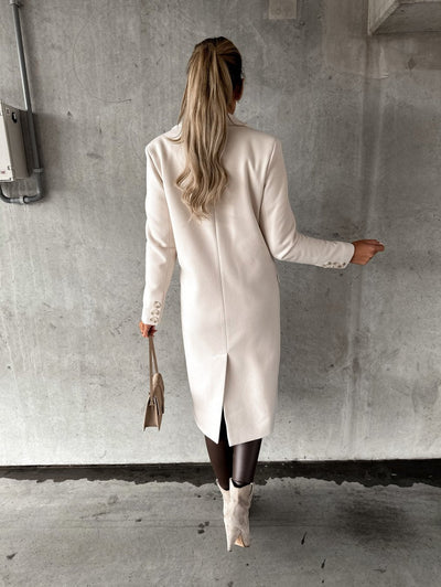 ZEVALISSEA – CLASSIC DOUBLE-BREASTED COAT