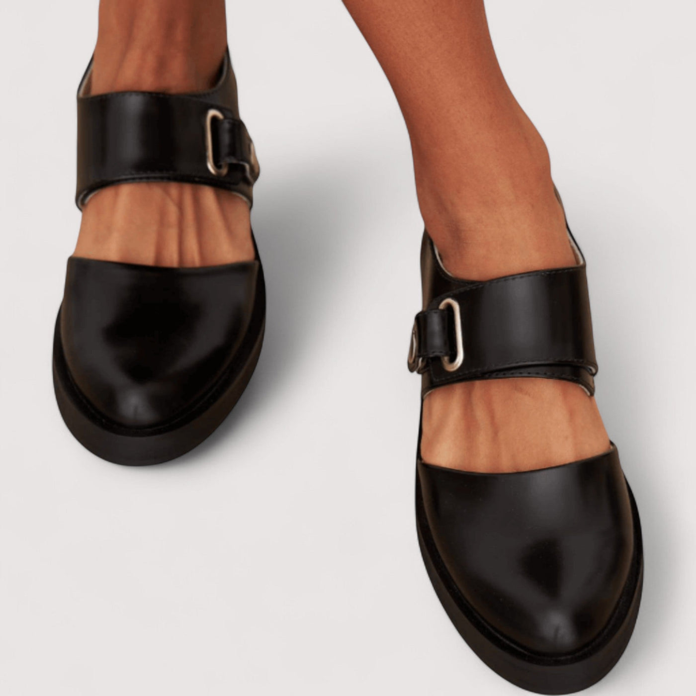 Vivienne - Whispers Of Time Loafers