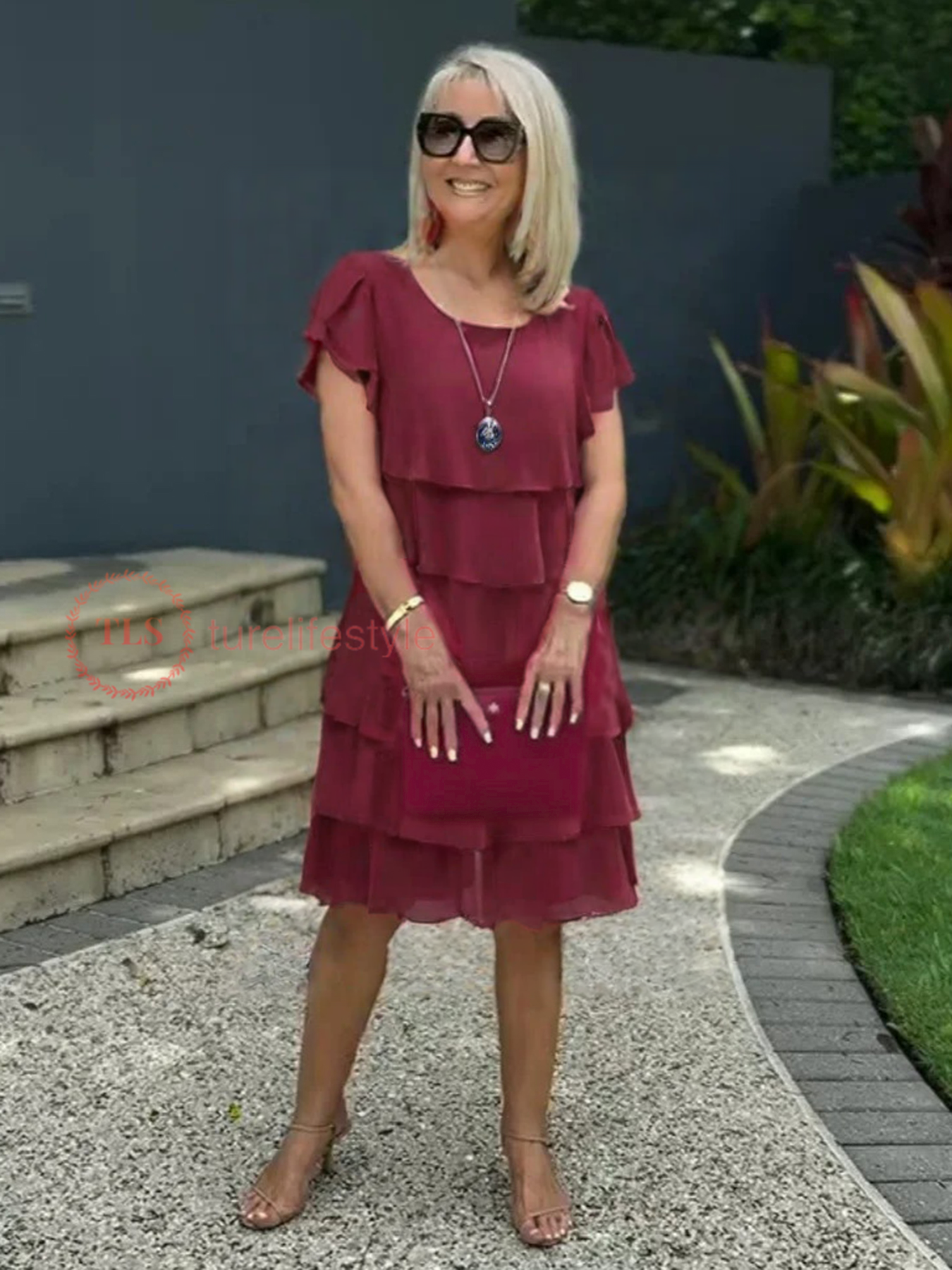Grace - Effortless Elegance and Feminine Charm