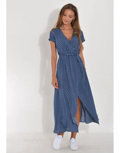 Suzanne – Elegant dress with V-neck